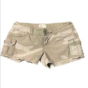 Army Fatigue American Eagle Outfitters short shorts